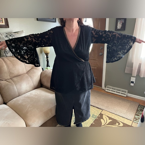 Roaman's Black Lace Blouse | 16 - Picture 3 of 12